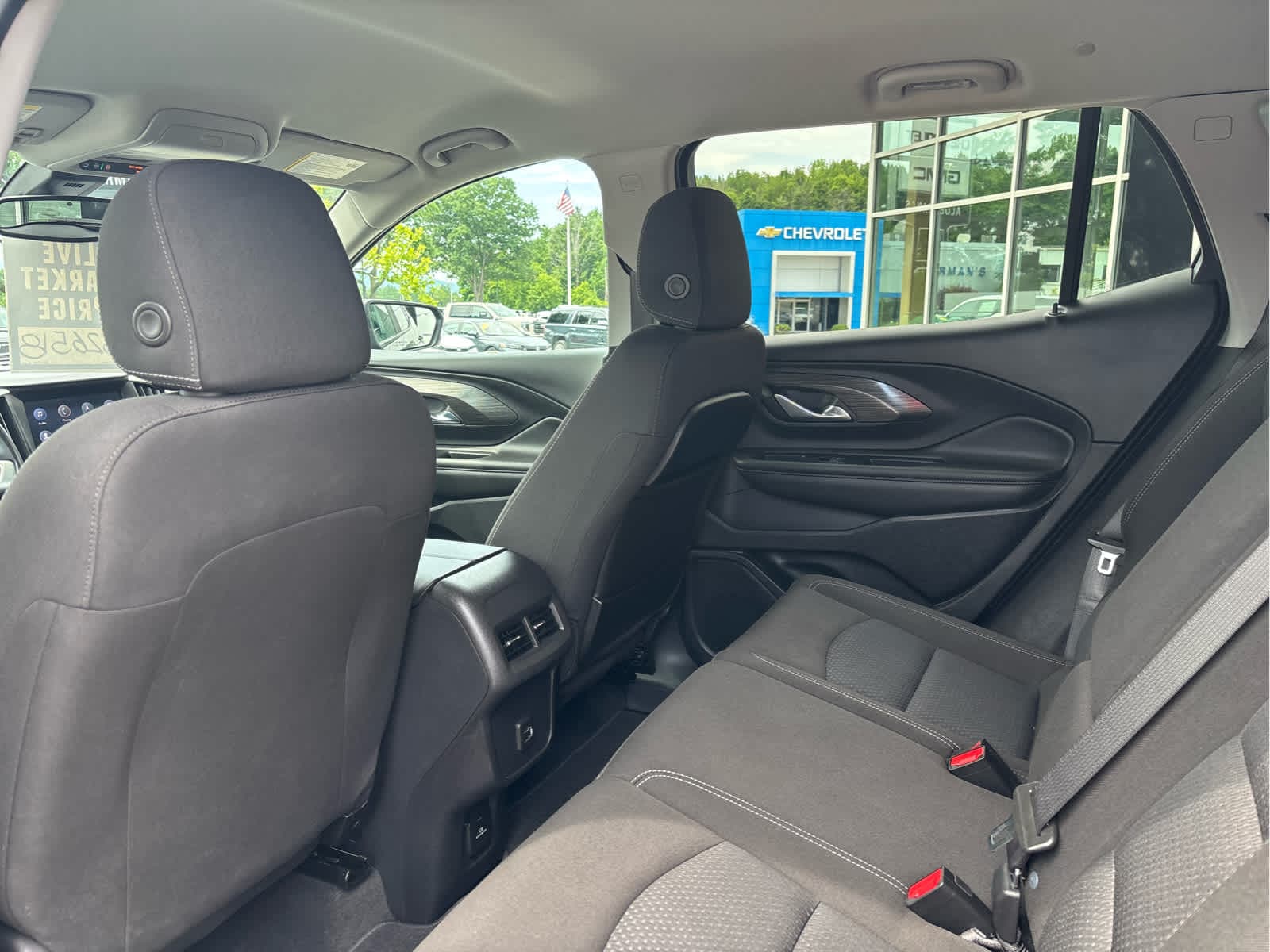 2023 GMC Terrain SLE - Photo 20
