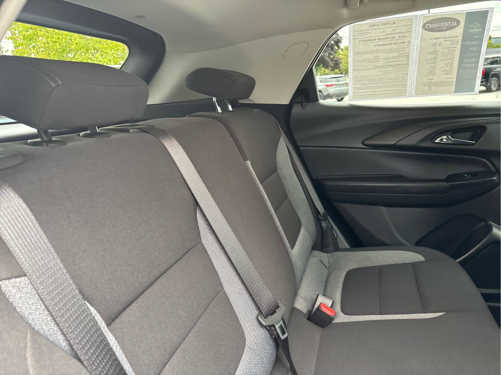 2023 Chevrolet TrailBlazer LT - Photo 25