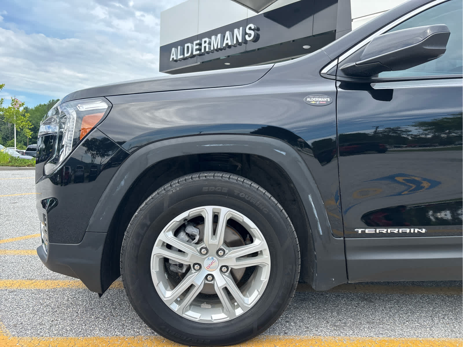 2023 GMC Terrain SLE - Photo 28