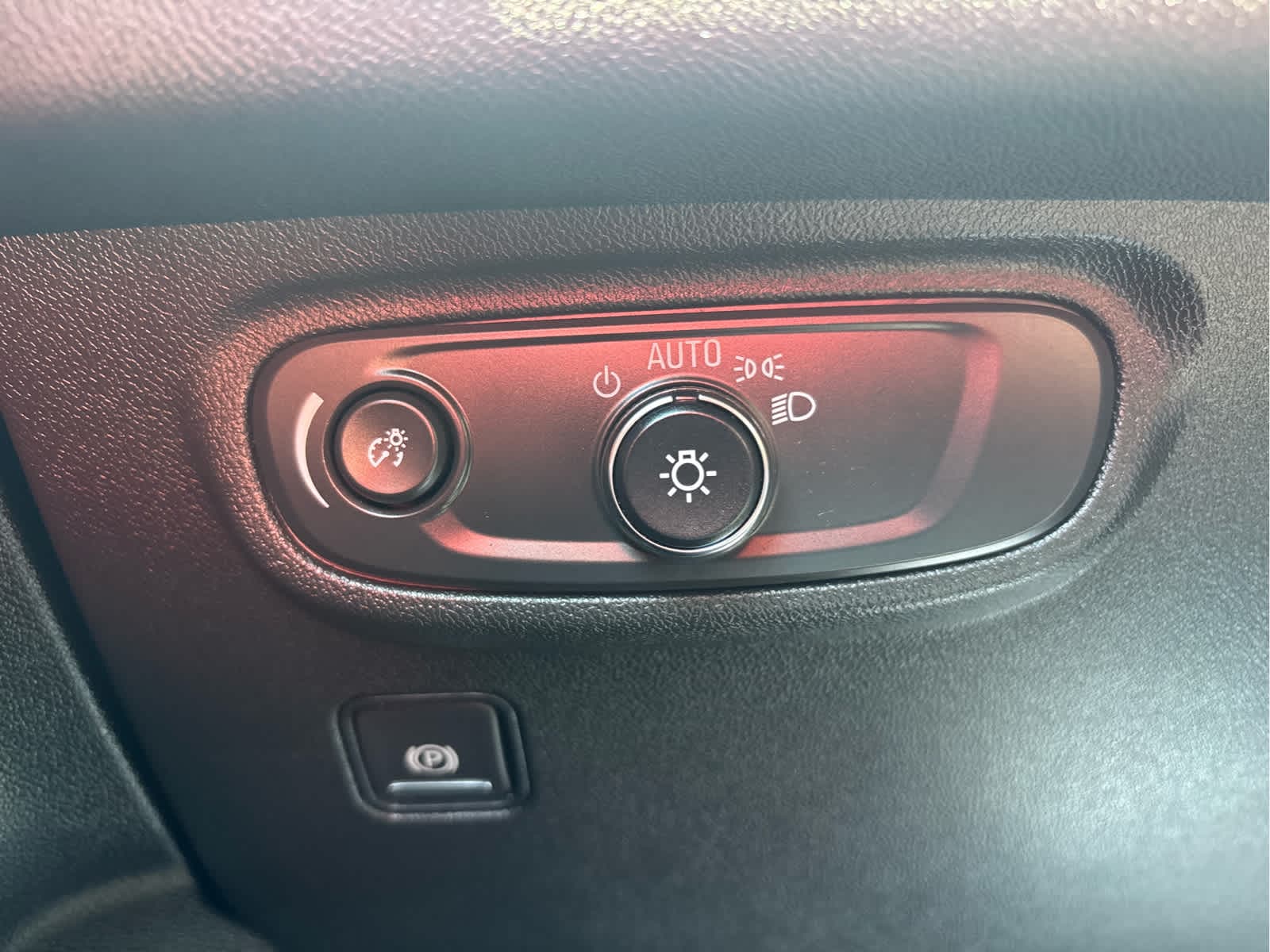 2024 GMC Terrain SLE - Photo 19