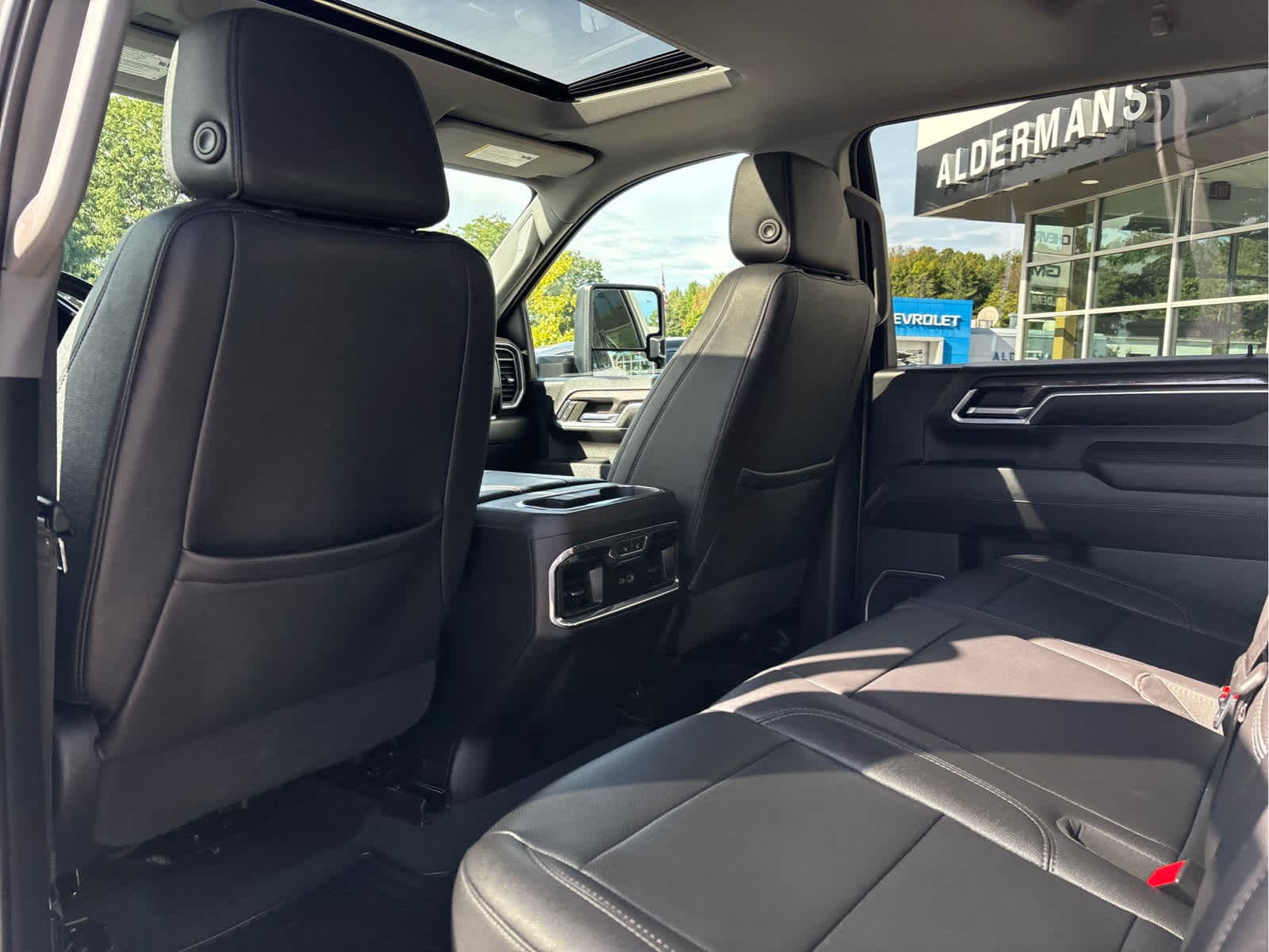 2024 Chevrolet Silverado 3500HD LTZ - Photo 22