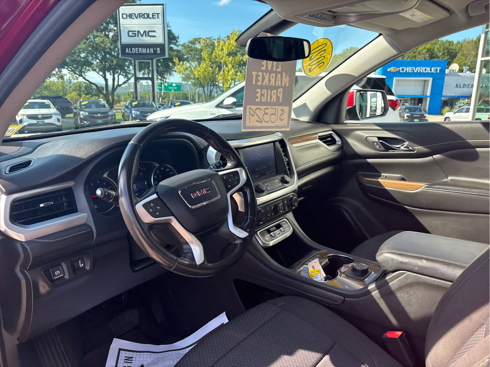 2020 GMC Acadia SLE - Photo 9