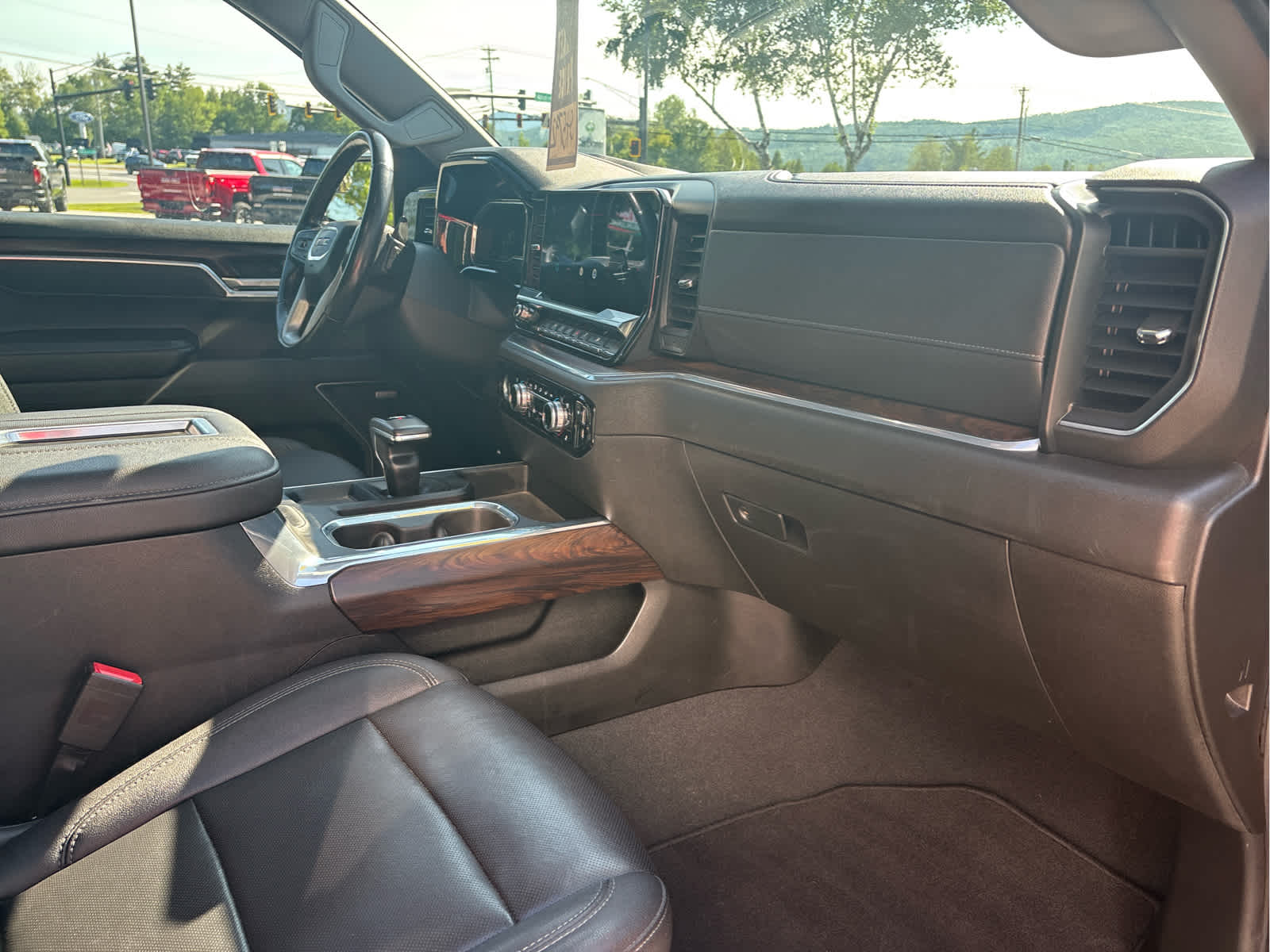 2022 GMC Sierra 1500 SLT - Photo 26
