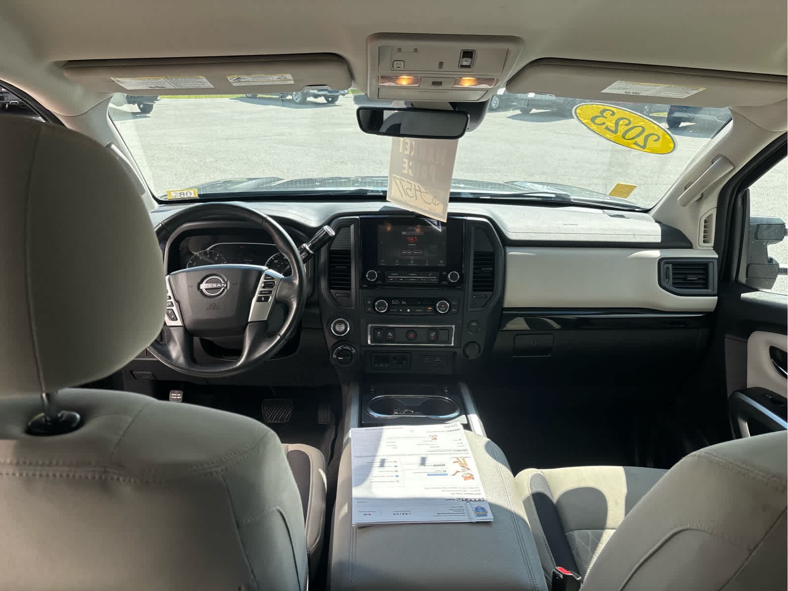 2023 Nissan Titan SV - Photo 23