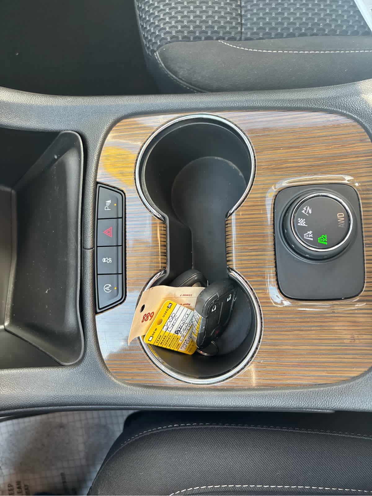 2020 GMC Acadia SLE - Photo 16
