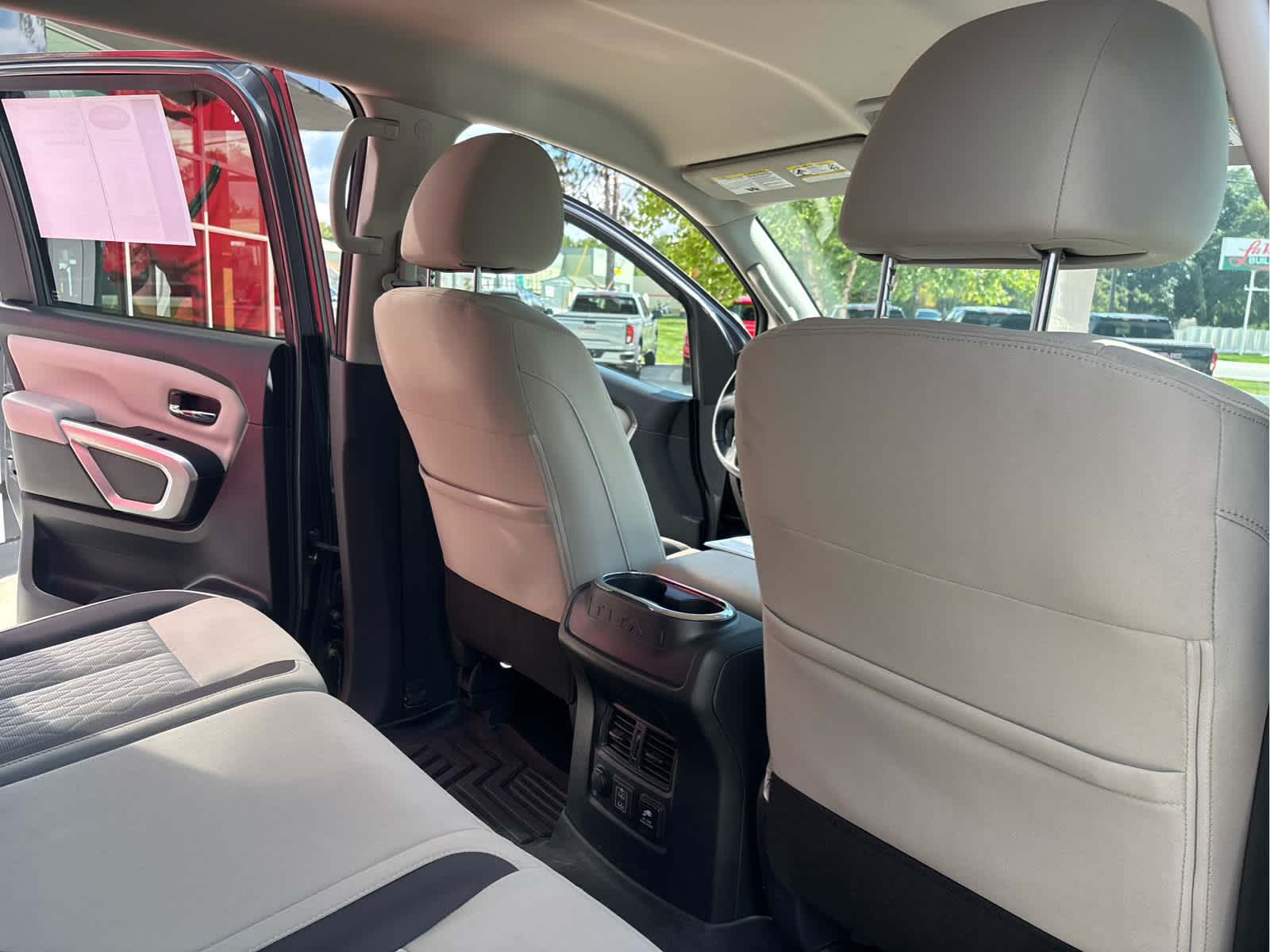 2023 Nissan Titan SV - Photo 24