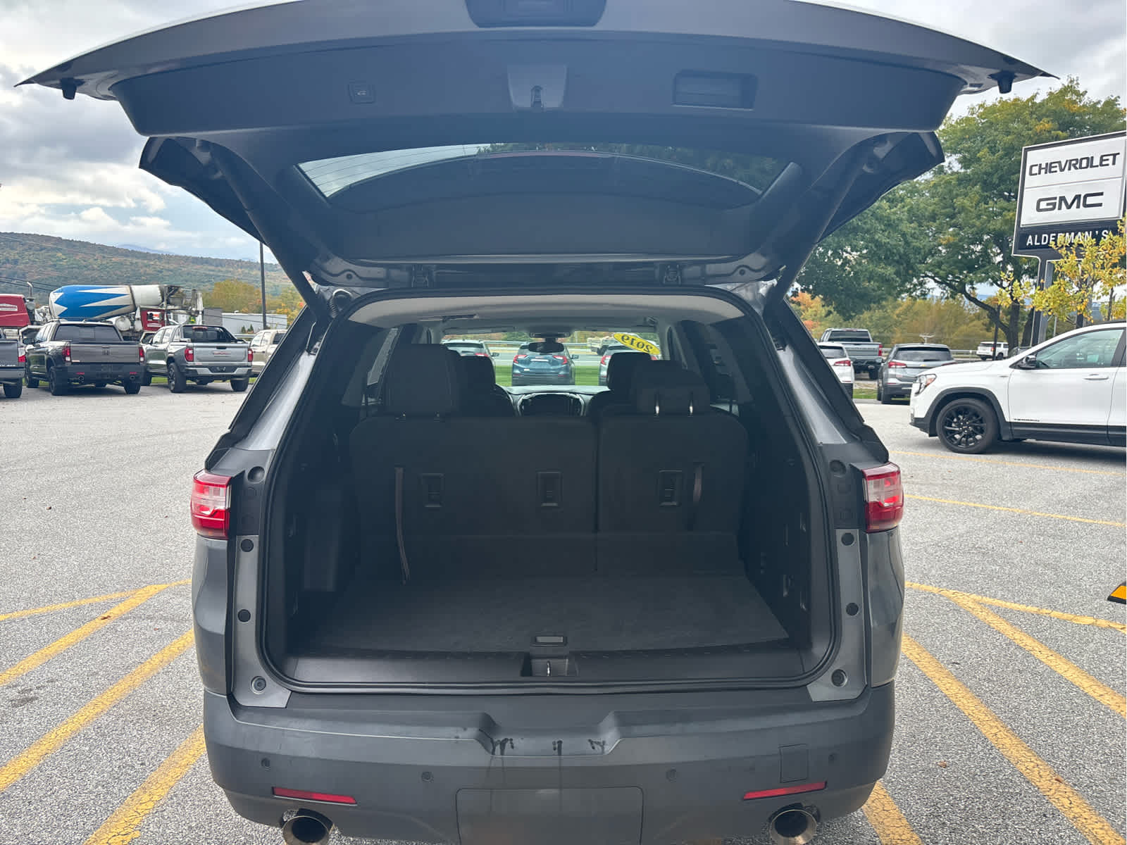 2019 Chevrolet Traverse 1LT - Photo 7