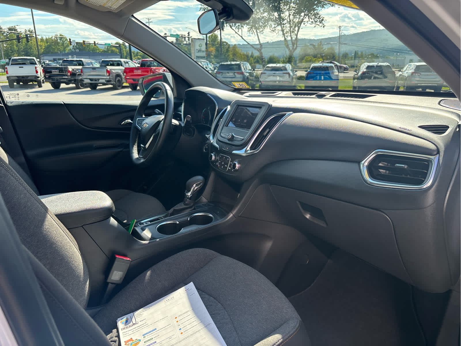 2024 Chevrolet Equinox LT - Photo 25