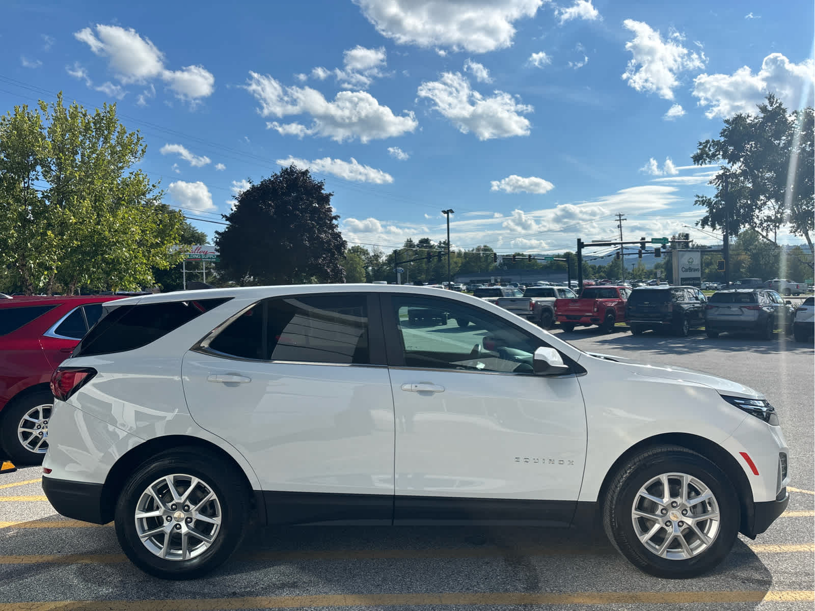 2024 Chevrolet Equinox LT - Photo 9