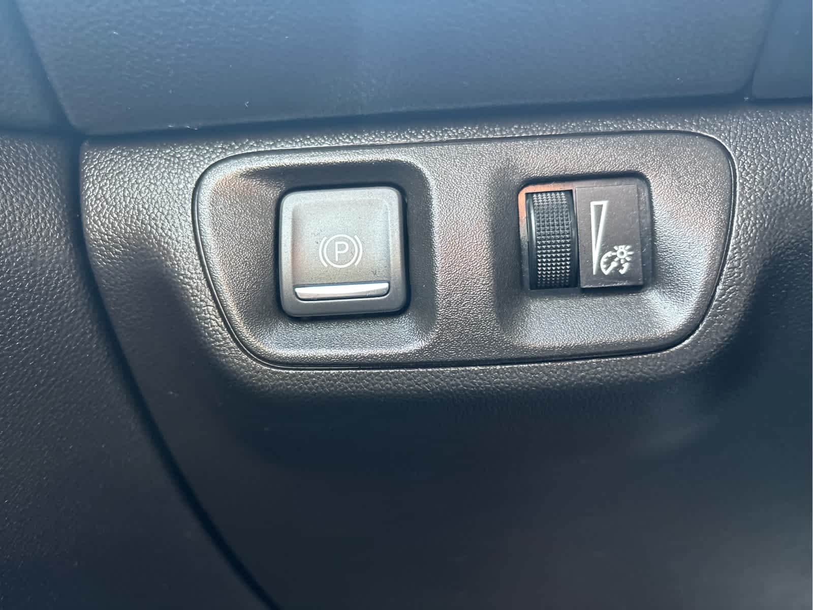 2020 GMC Acadia SLE - Photo 18