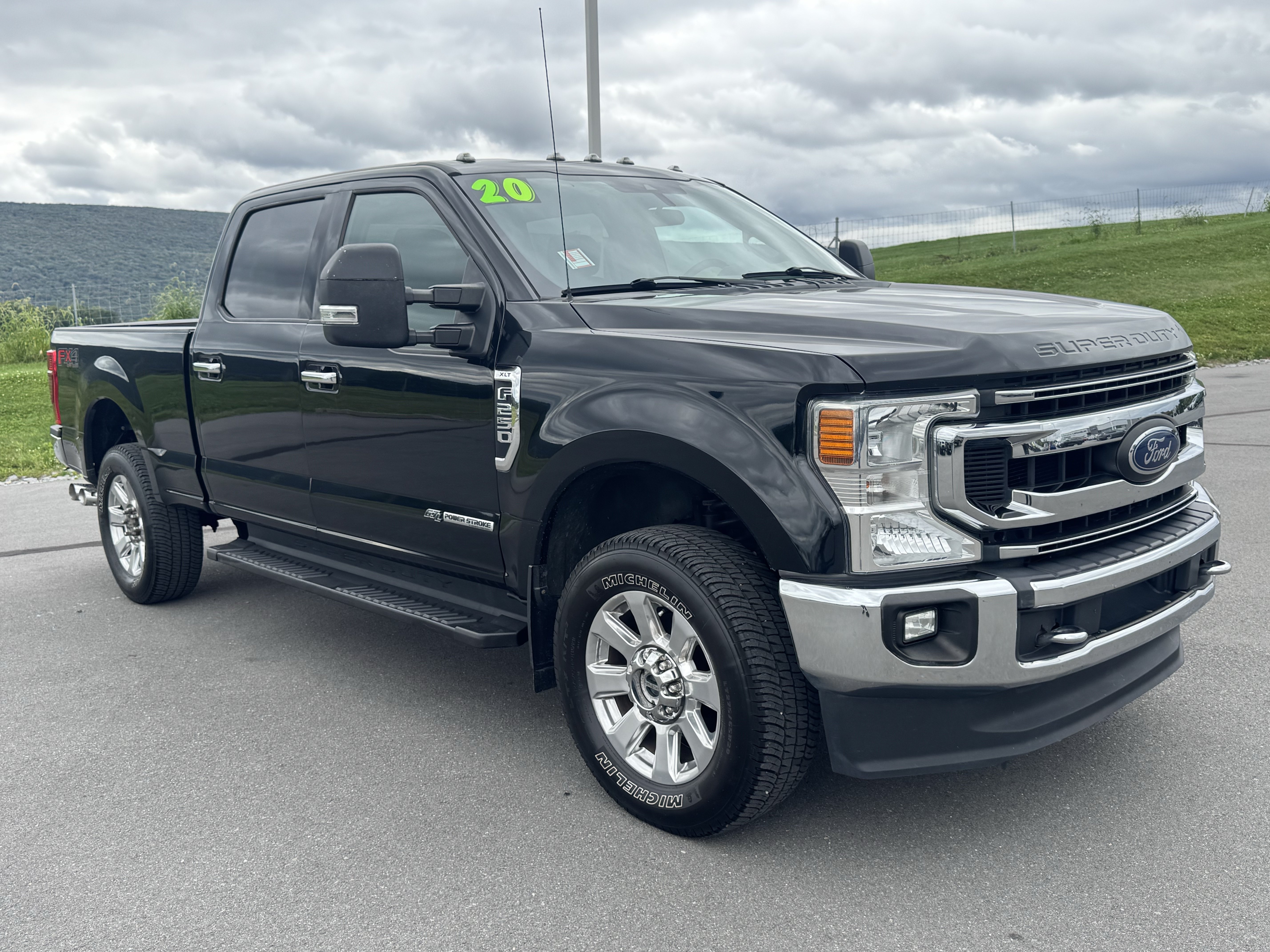 Used 2020 Ford Super Duty F-250 SRW XLT Truck Crew Cab