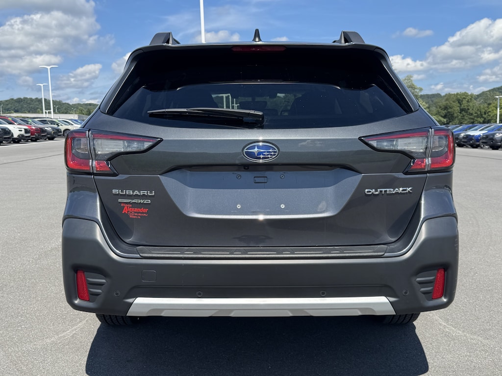Used 2022 Subaru Outback Limited SUV