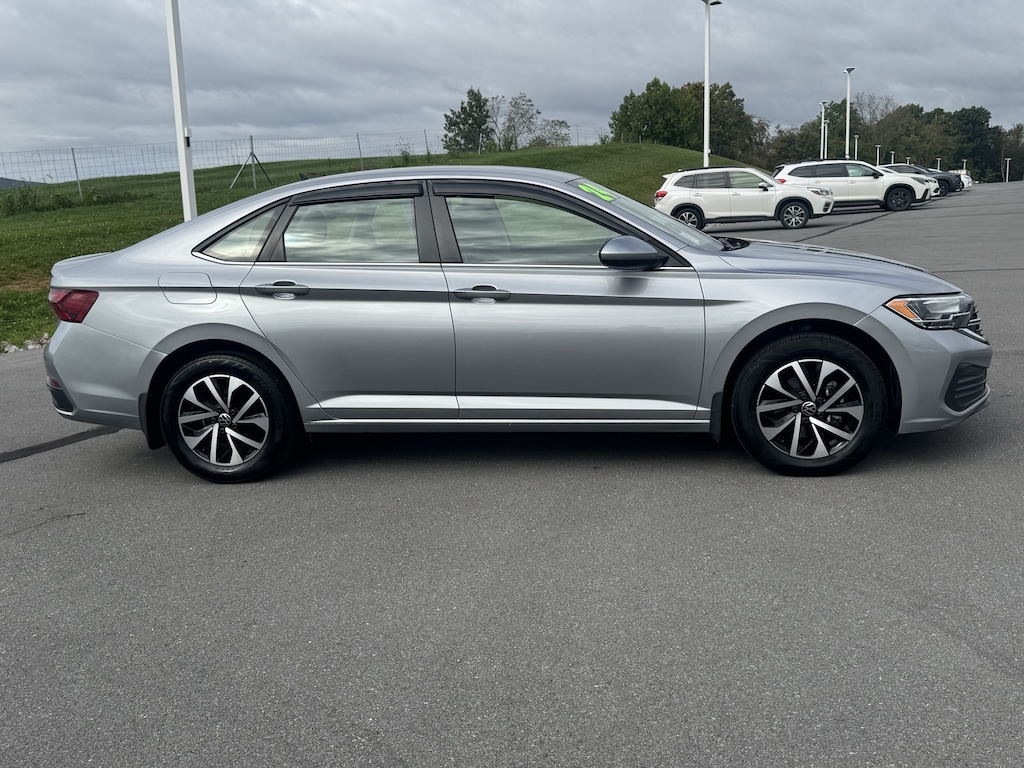 Used 2024 Volkswagen Jetta S S Auto