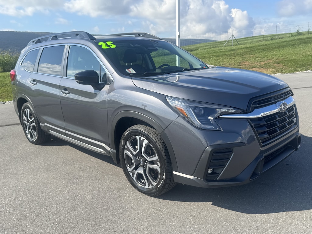 Used 2025 Subaru Ascent Limited 7-Passenger SUV