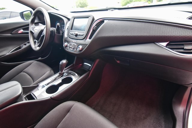 2017 Chevrolet Malibu 1LT - Photo 17