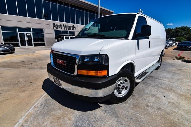 2017 GMC Savana Cargo