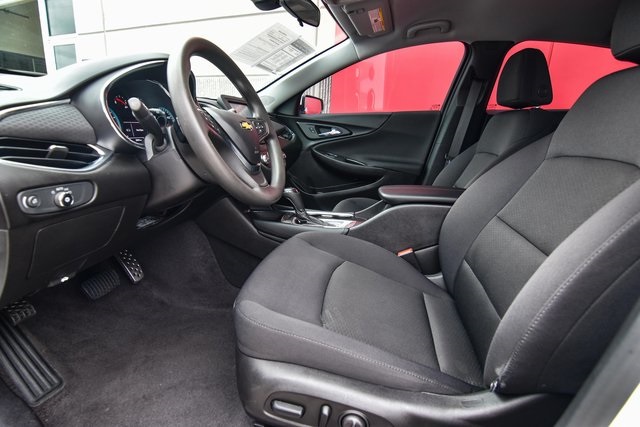 2017 Chevrolet Malibu 1LT - Photo 13