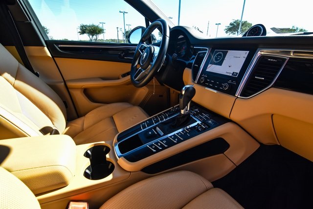 2017 Porsche Macan S - Photo 20