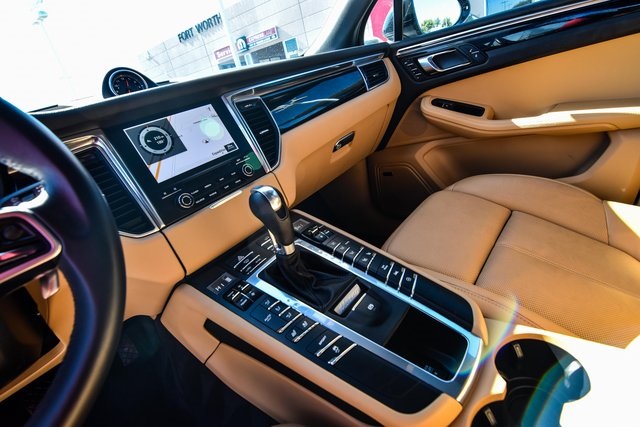 2017 Porsche Macan S - Photo 13