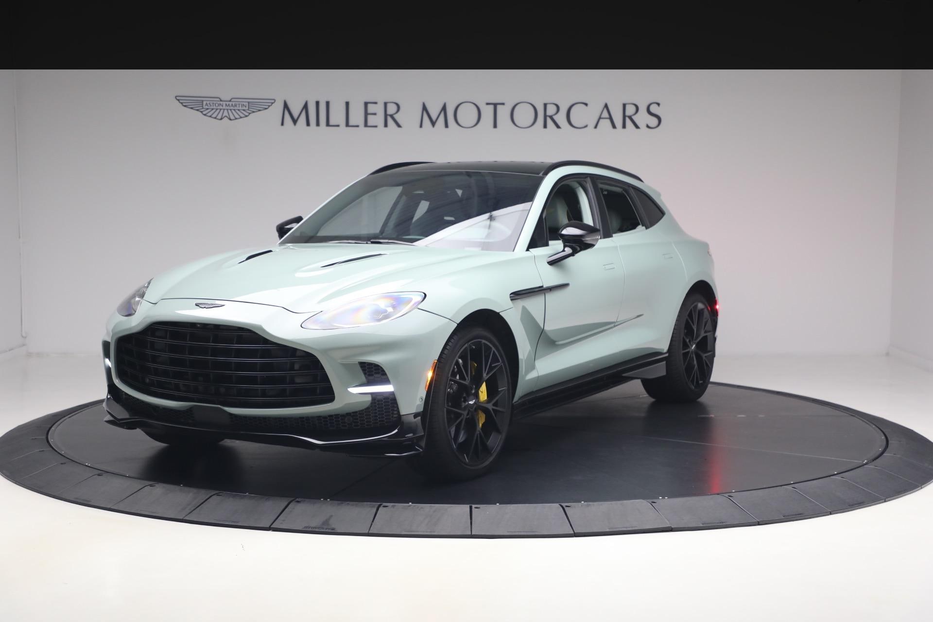 2025 Aston Martin DBX