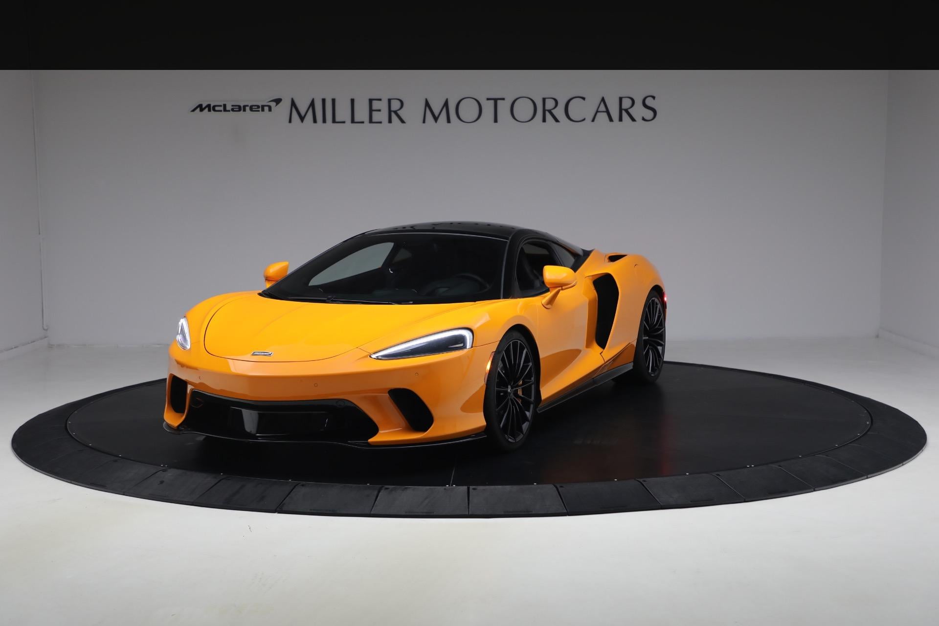 2023 McLaren GT Base