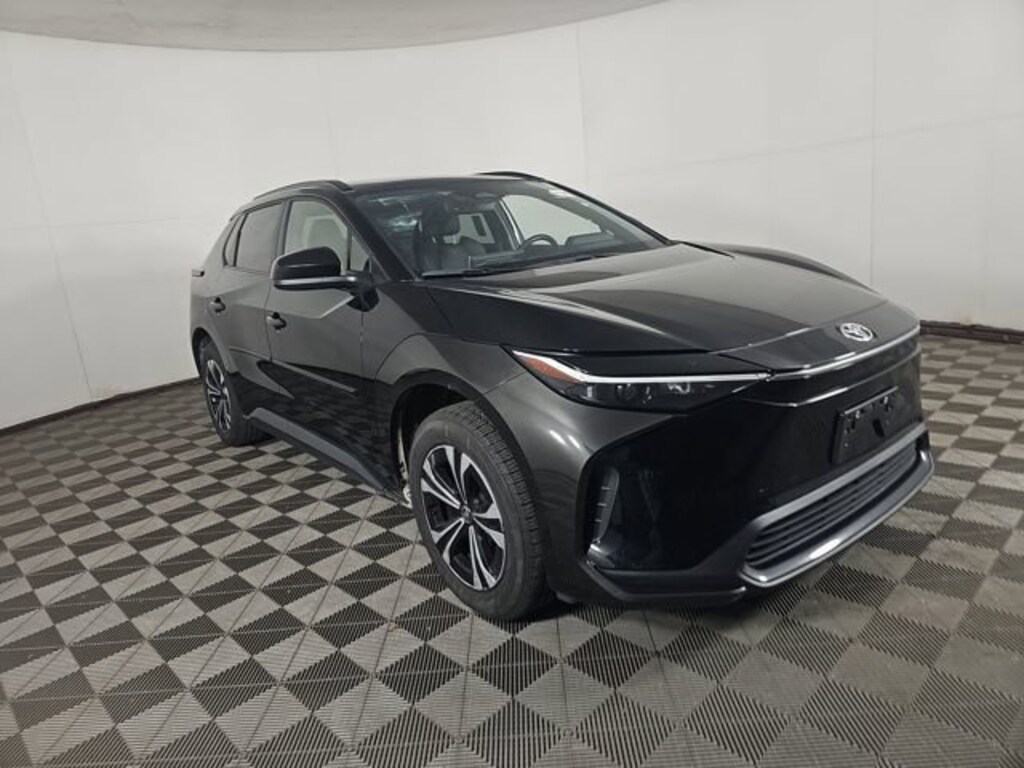 Used 2023 Toyota bZ4X XLE SUV
