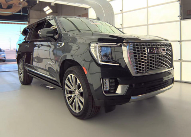 Used 2022 GMC Yukon XL Denali SUV