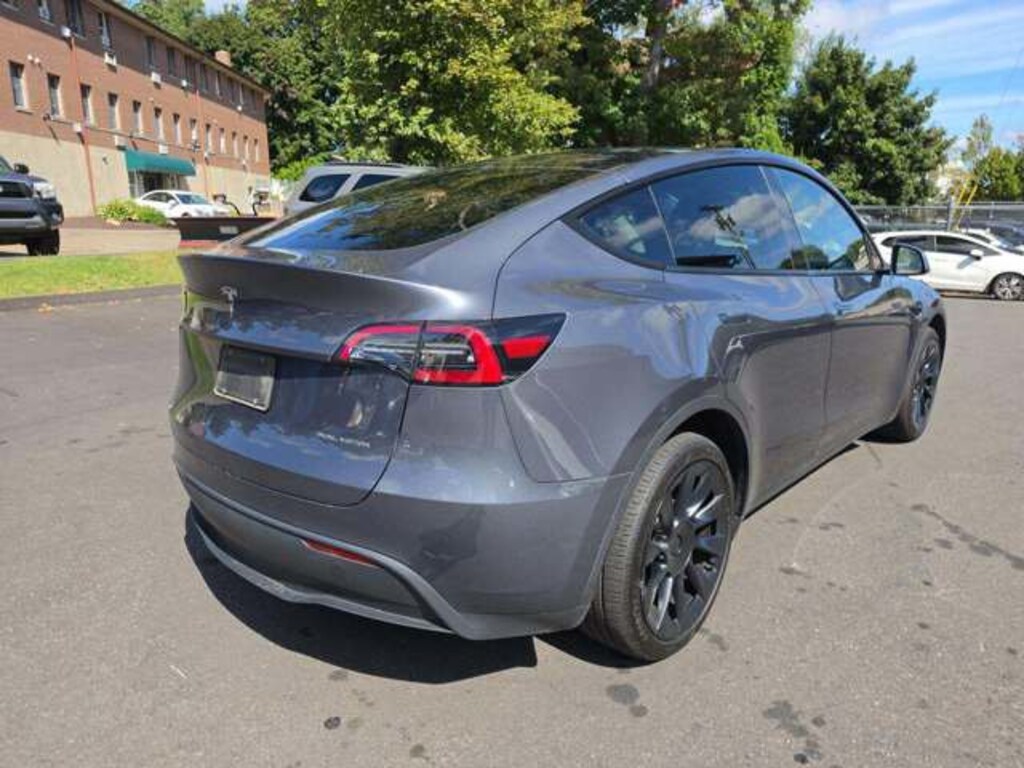 Used 2023 Tesla Model Y Long Range SUV