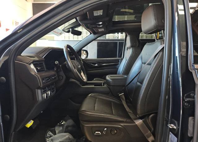Used 2022 GMC Yukon XL Denali SUV