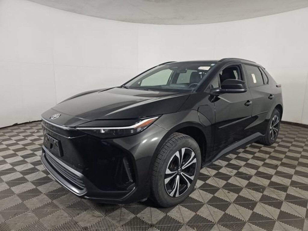 Used 2023 Toyota bZ4X XLE SUV
