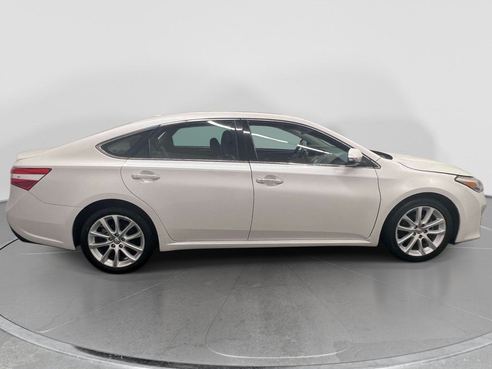 Used 2013 Toyota Avalon XLE Touring with VIN 4T1BK1EB8DU072061 for sale in Westbury, NY