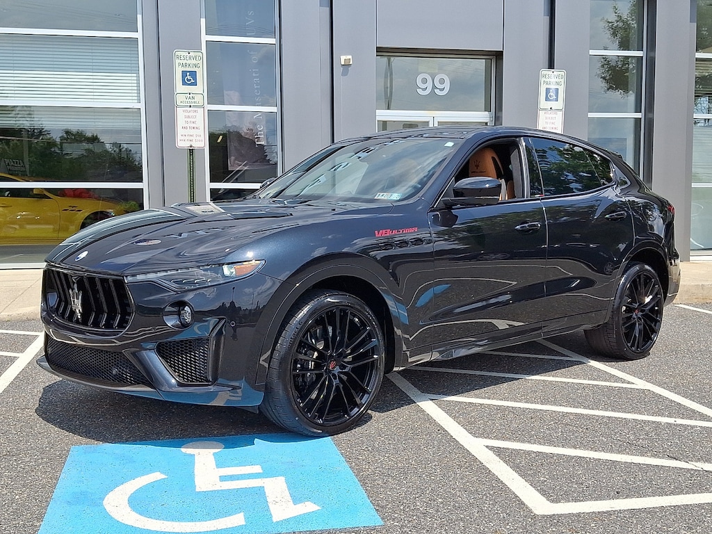 Used 2024 Maserati Levante Trofeo V8 Ultima SUV