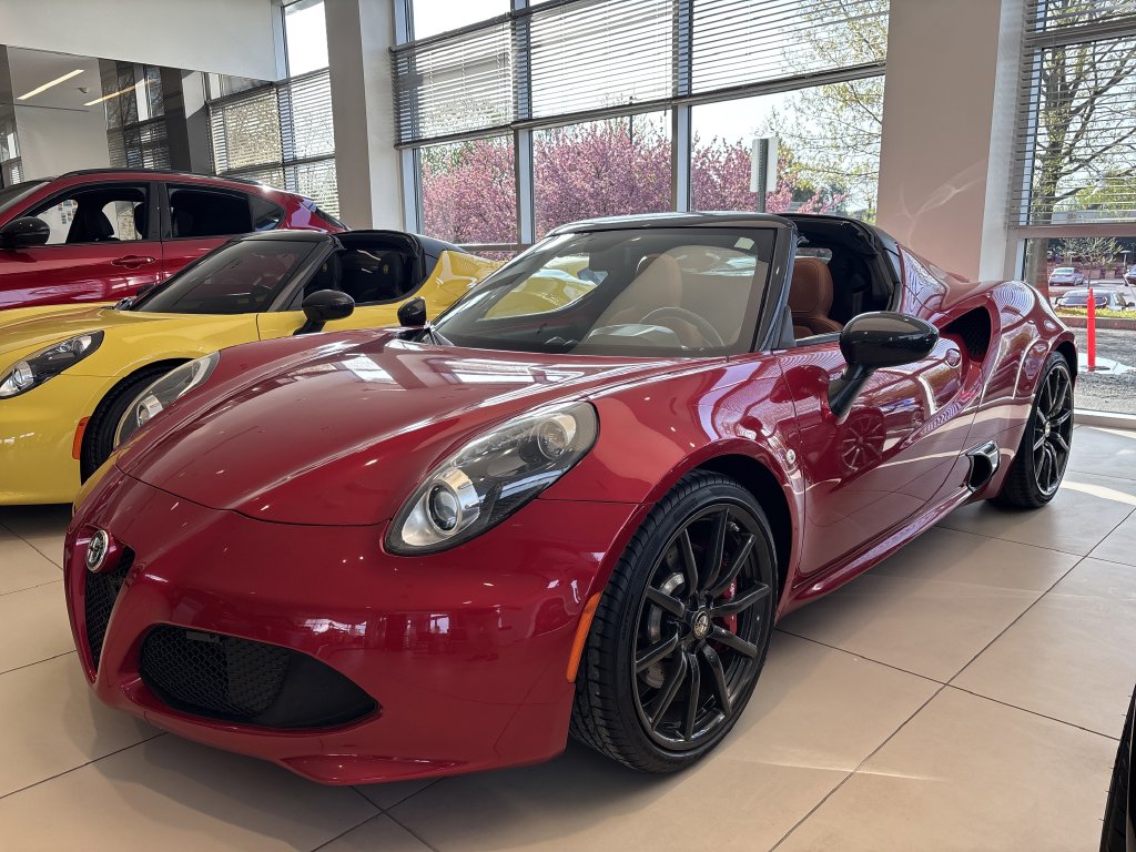  Alfa Romeo 4C