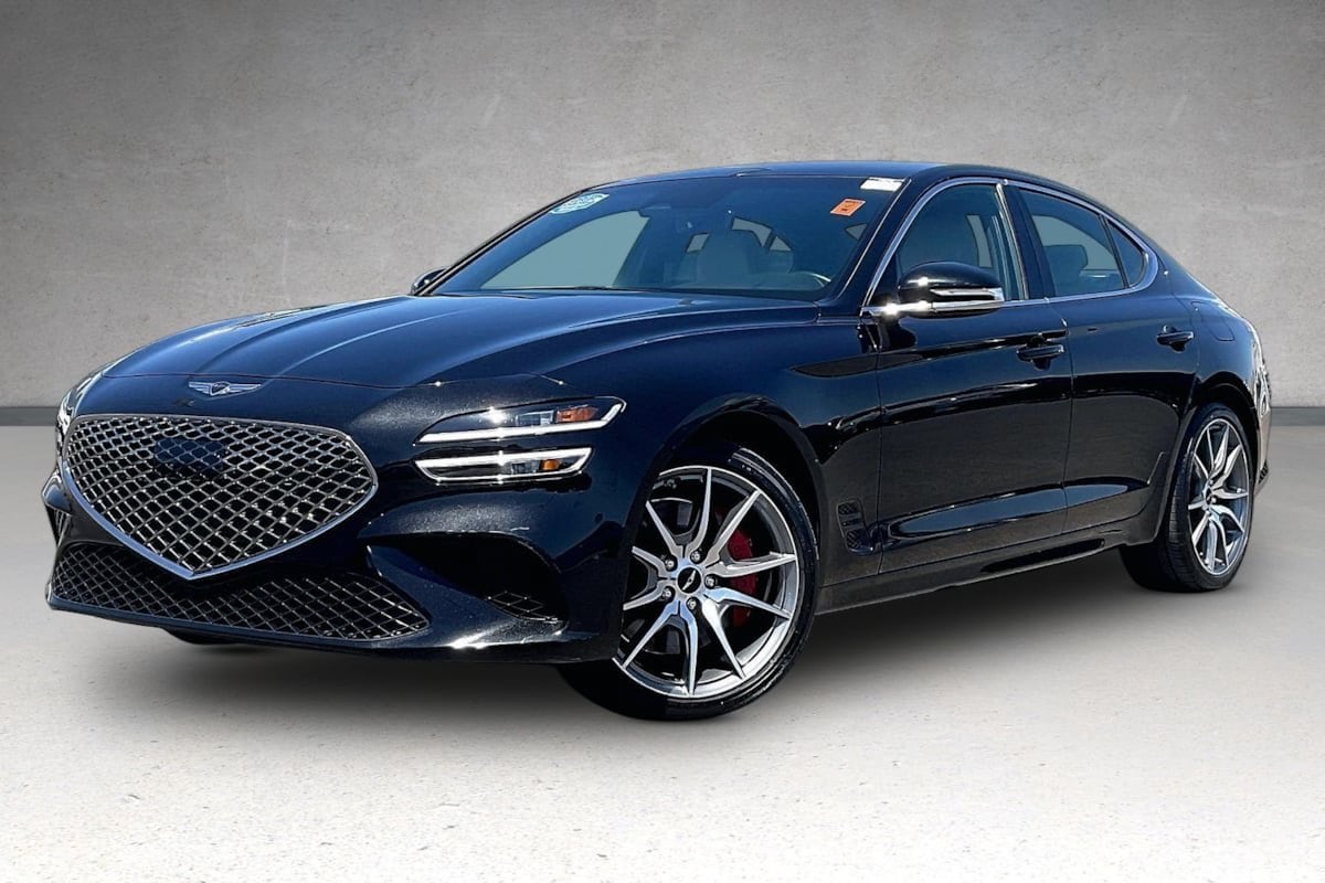 2025 GENESIS G70