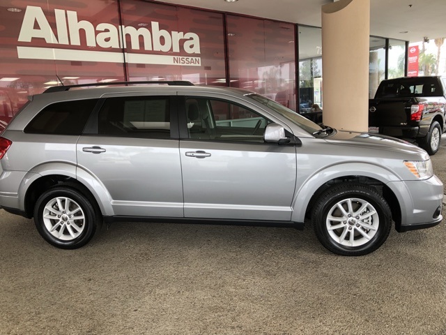 Used 2017 Dodge Journey SXT SUV