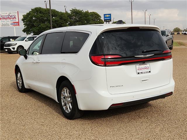 2026 Chrysler Pacifica Select - Photo 3