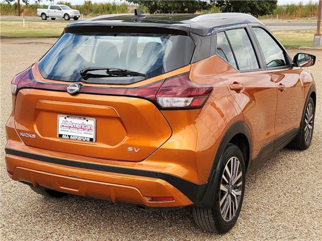 Used 2023 Nissan Kicks SV