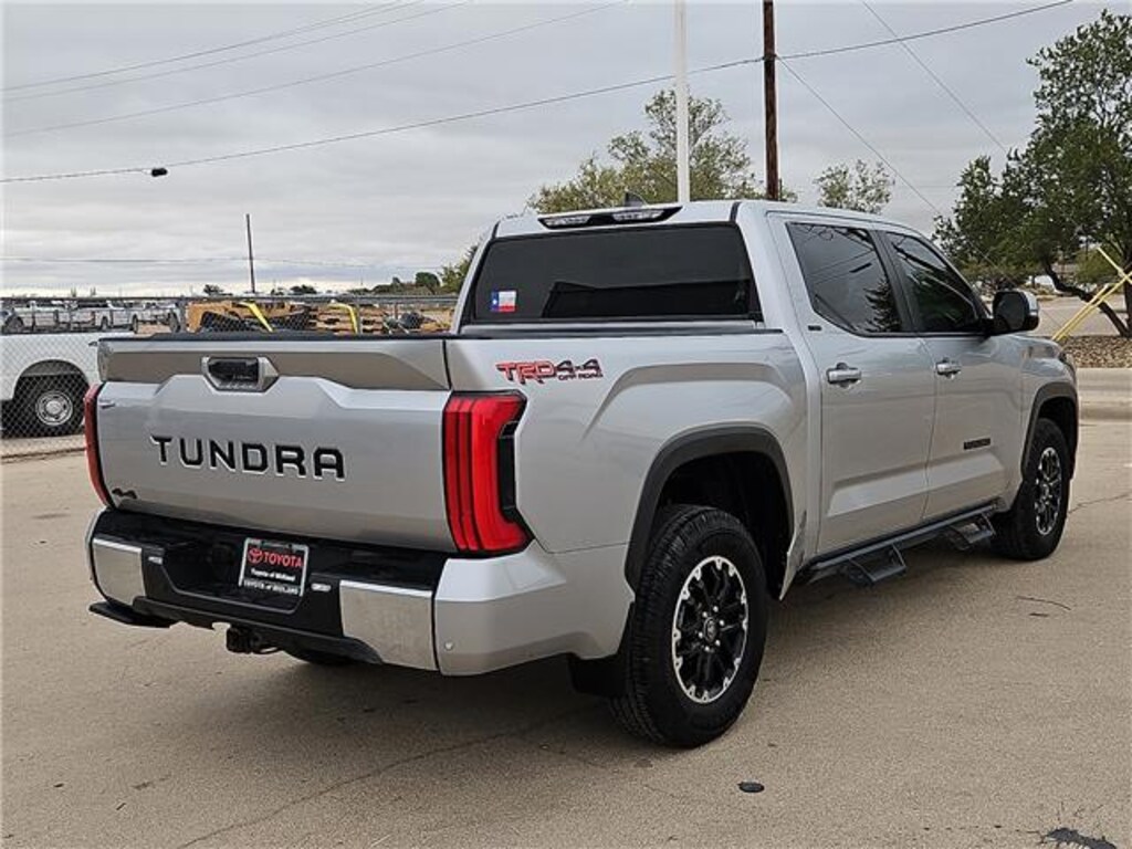 Used 2025 Toyota Tundra SR5 (A10) 4x4 CrewMax 5.5 ft. box 145.7 in. WB