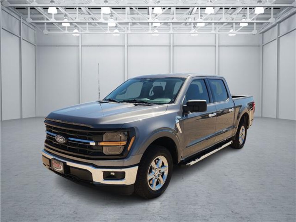 Used 2025 Ford F-150 XLT 4x2 SuperCrew Cab 5.5 ft. box 145 in. WB