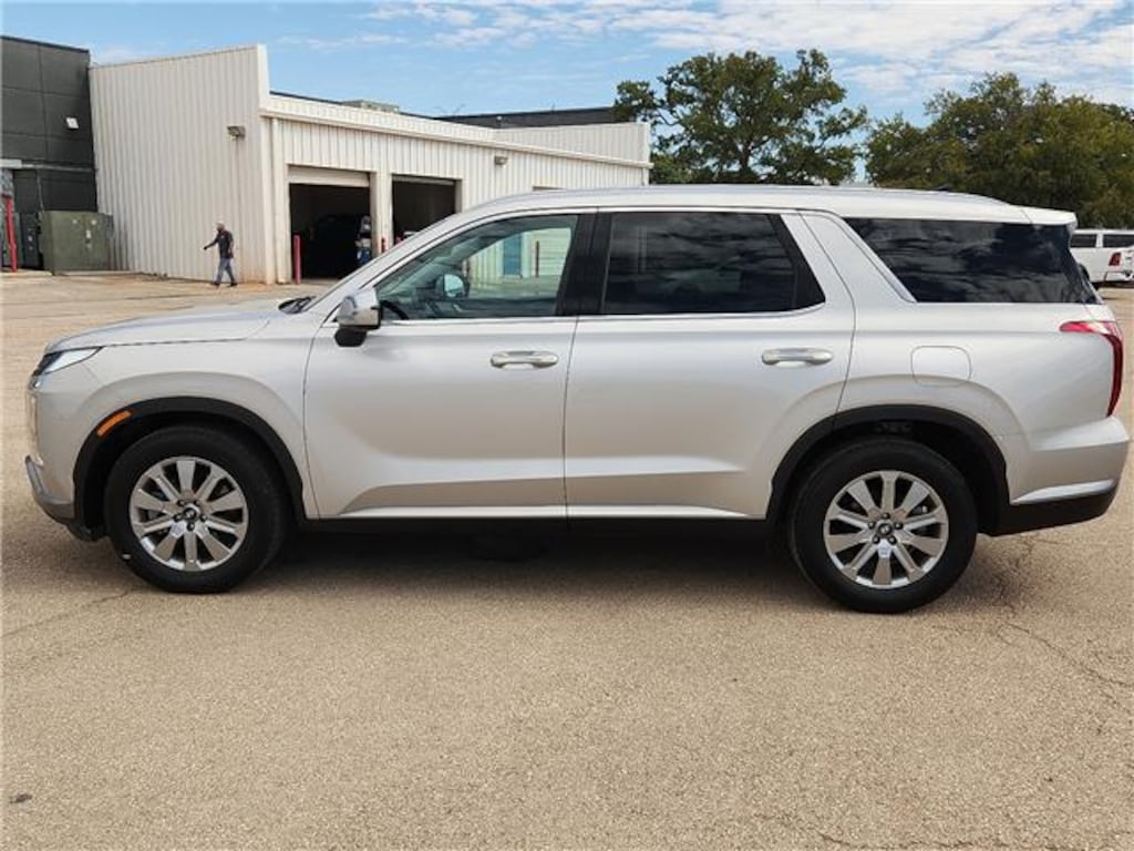 Used 2025 Hyundai Palisade SEL Front-Wheel Drive