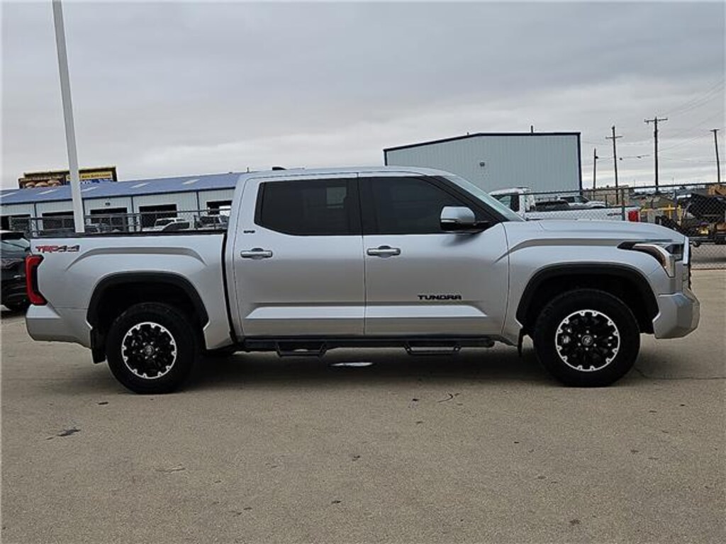 Used 2025 Toyota Tundra SR5 (A10) 4x4 CrewMax 5.5 ft. box 145.7 in. WB