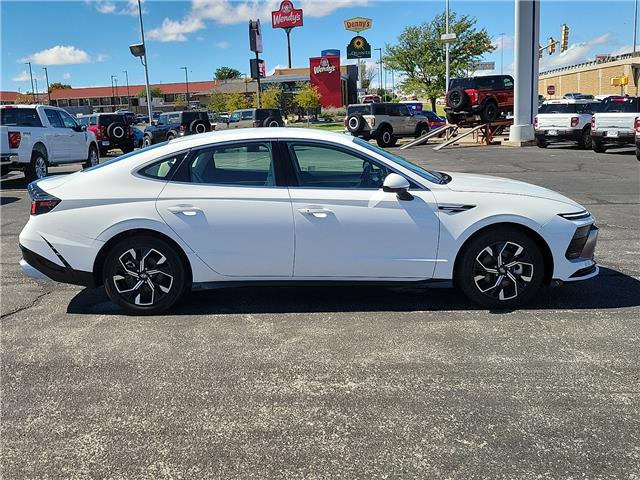Used 2025 Hyundai Sonata SEL Front-Wheel Drive Sedan