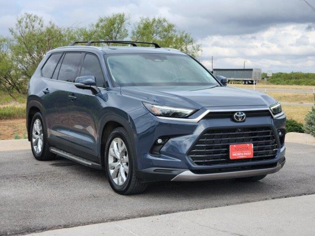 Used 2025 Toyota Grand Highlander Limited Front-Wheel Drive