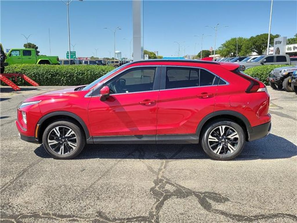 Used 2025 Mitsubishi Eclipse Cross SE