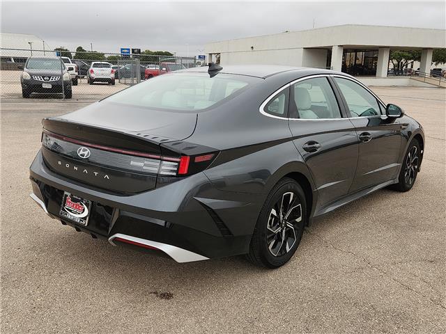 Used 2025 Hyundai Sonata SEL Front-Wheel Drive Sedan