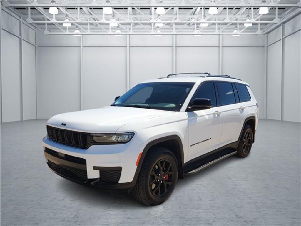 Used 2025 Jeep Grand Cherokee L Altitude 4x4