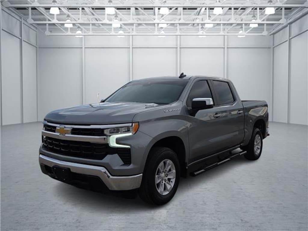 Used 2025 Chevrolet Silverado 1500 LT w/1LT 4x2 Crew Cab 6.6 ft. box 157 in. WB