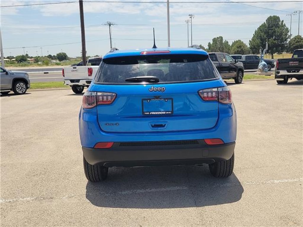 Used 2026 Jeep Compass Latitude 4x4