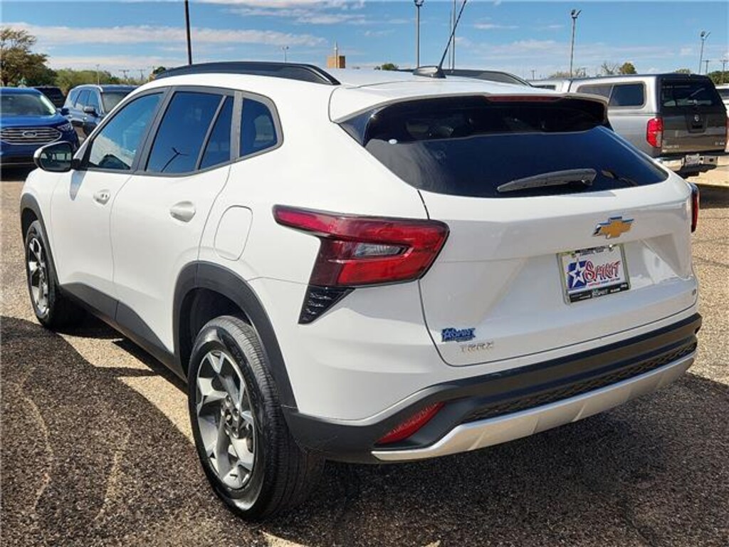 Used 2025 Chevrolet Trax LT Front-Wheel Drive