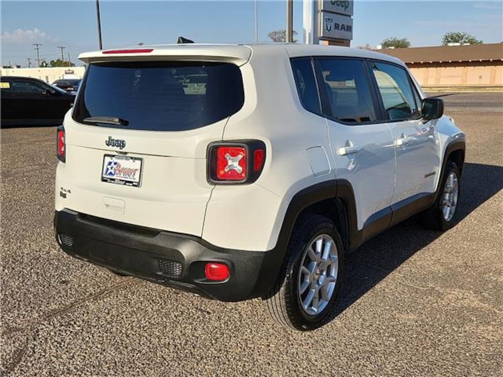 Used 2023 Jeep Renegade Latitude 4x4